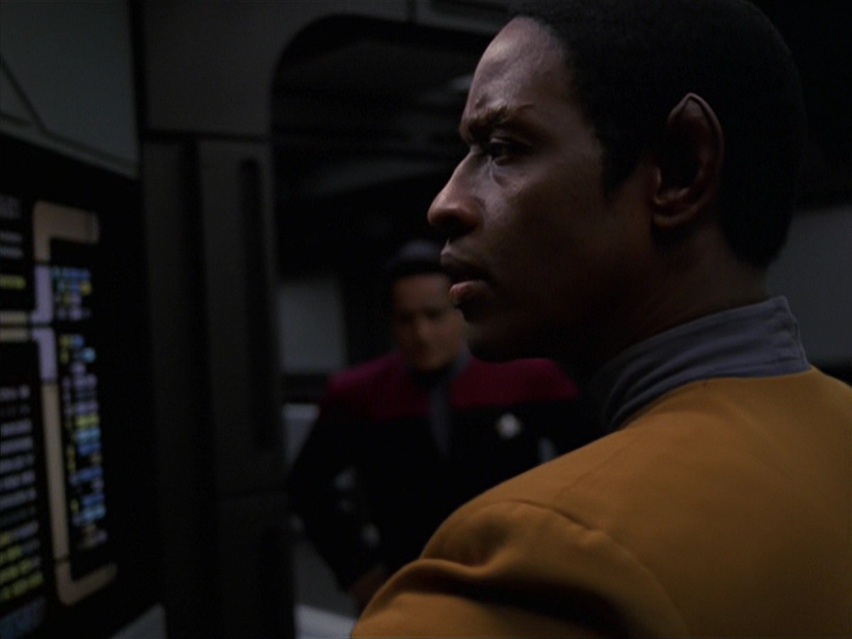 extant_StarTrek_VOY_7x24-RenaissanceMan_2859.jpg