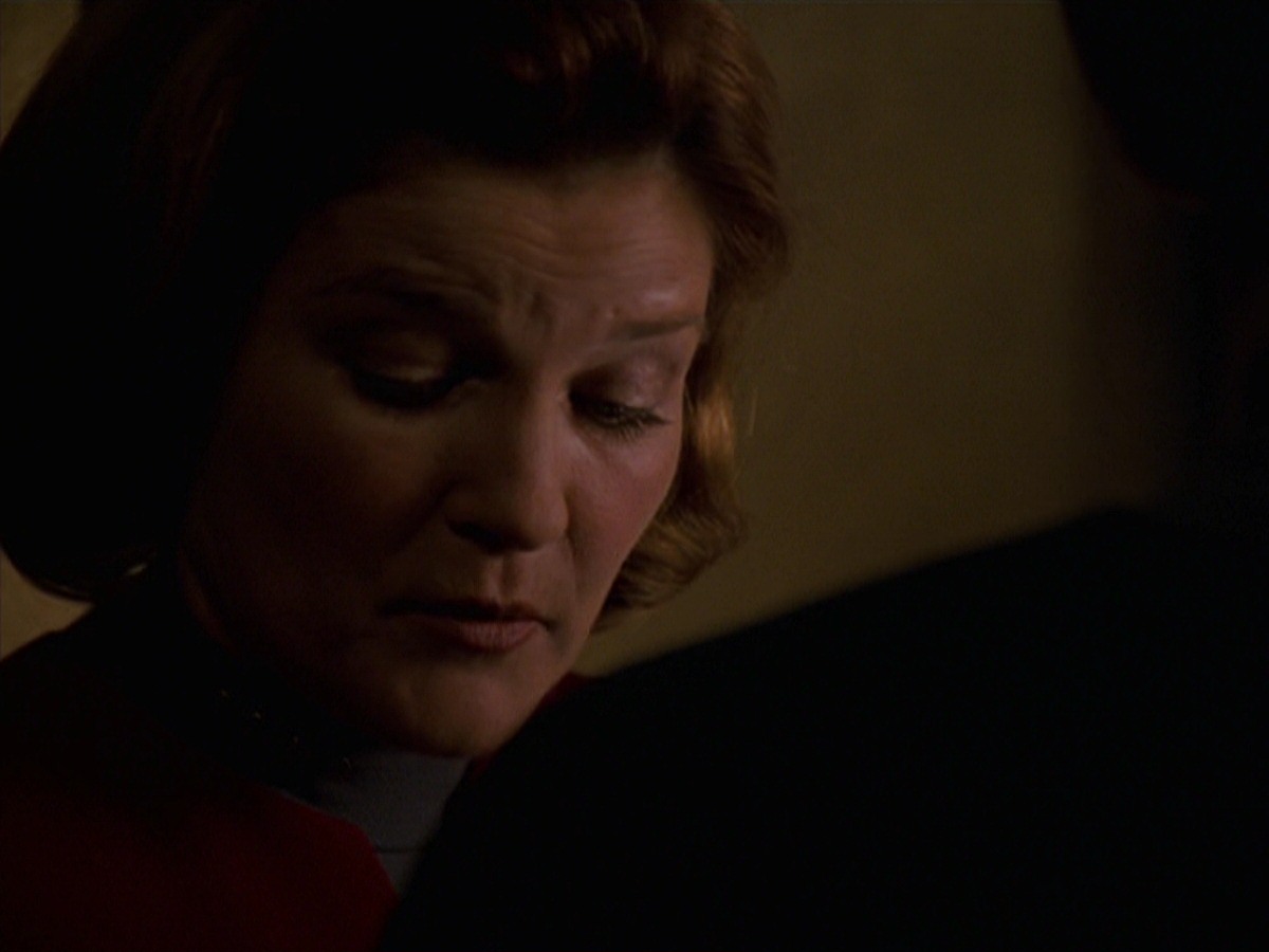 extant_StarTrek_VOY_7x24-RenaissanceMan_2967.jpg