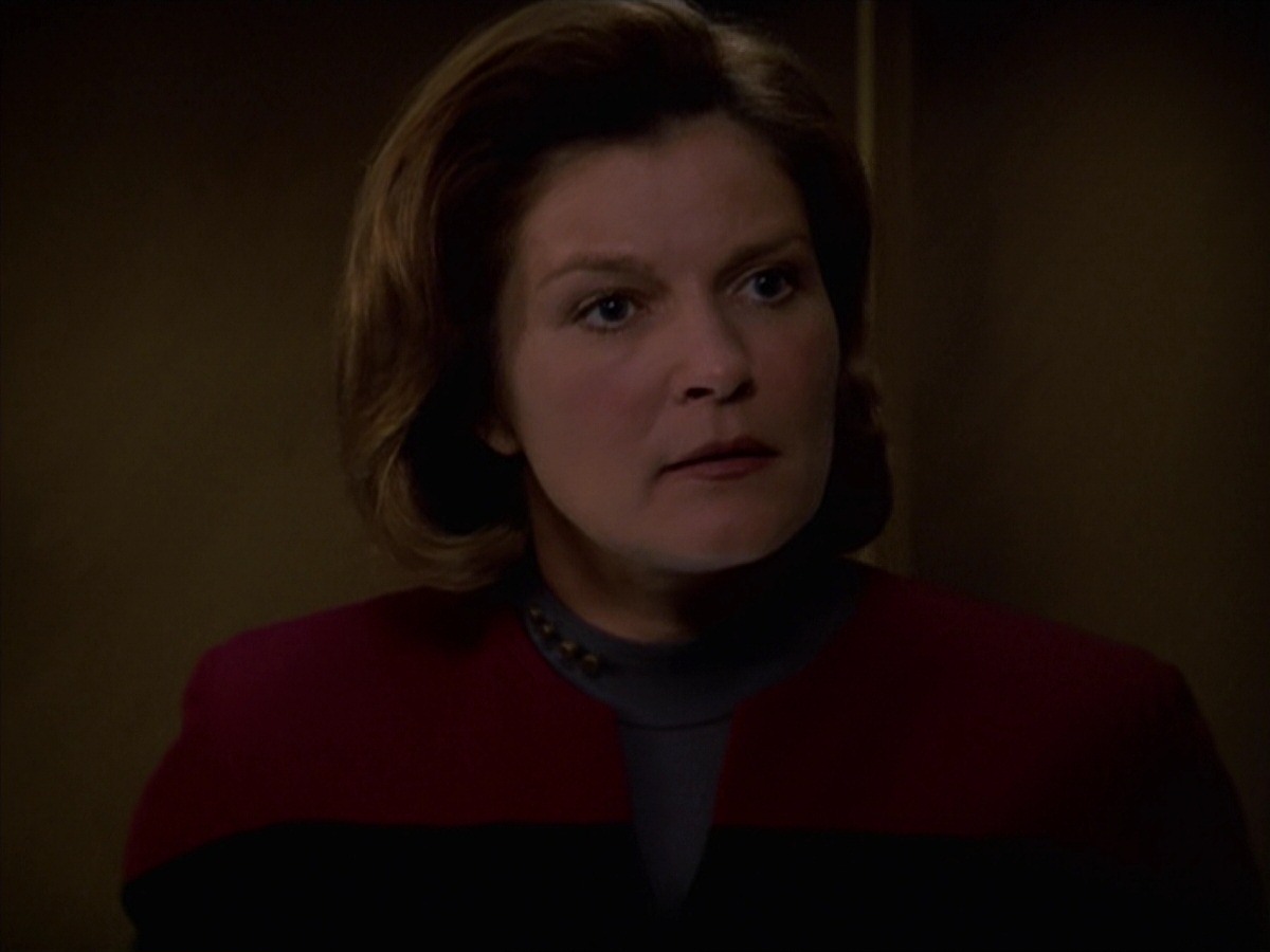 extant_StarTrek_VOY_7x24-RenaissanceMan_3064.jpg