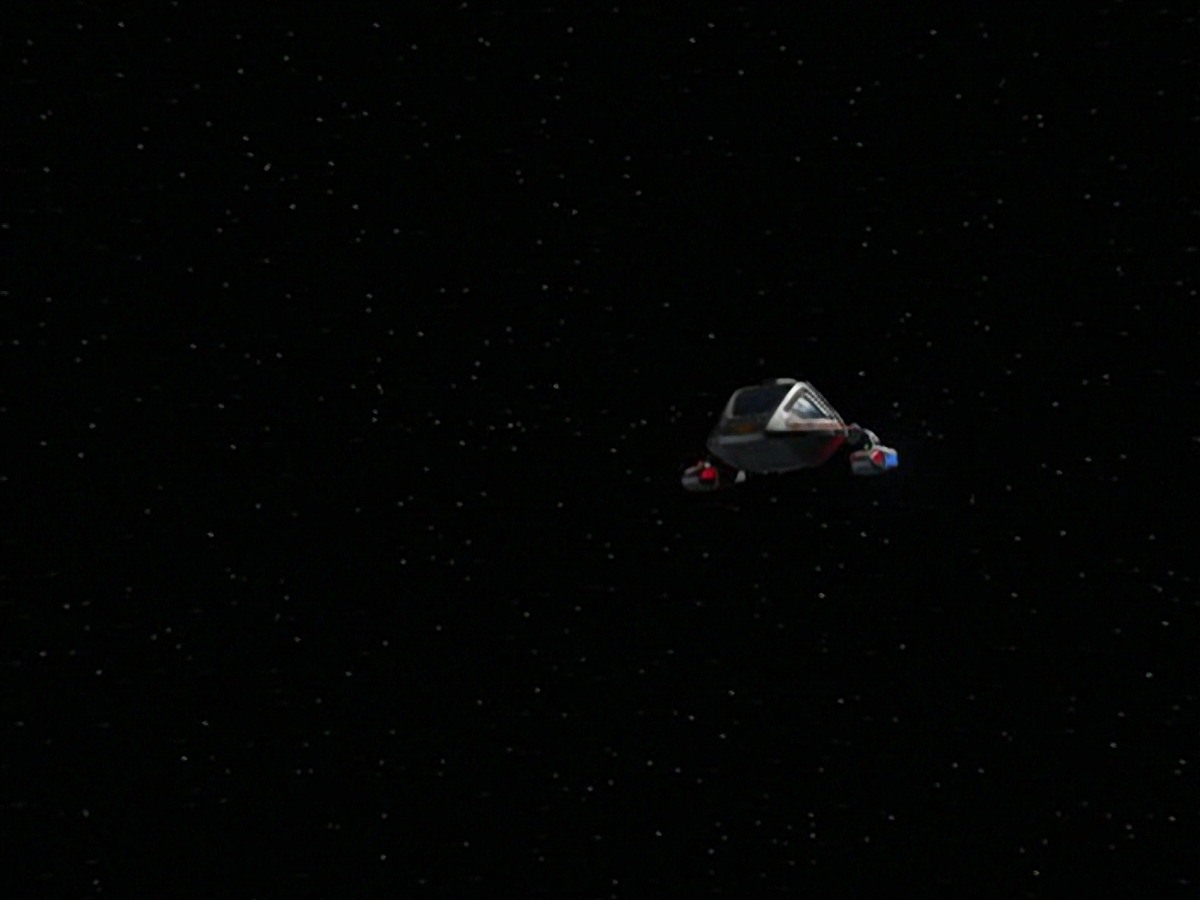 extant_StarTrek_VOY_7x24-RenaissanceMan_3089.jpg
