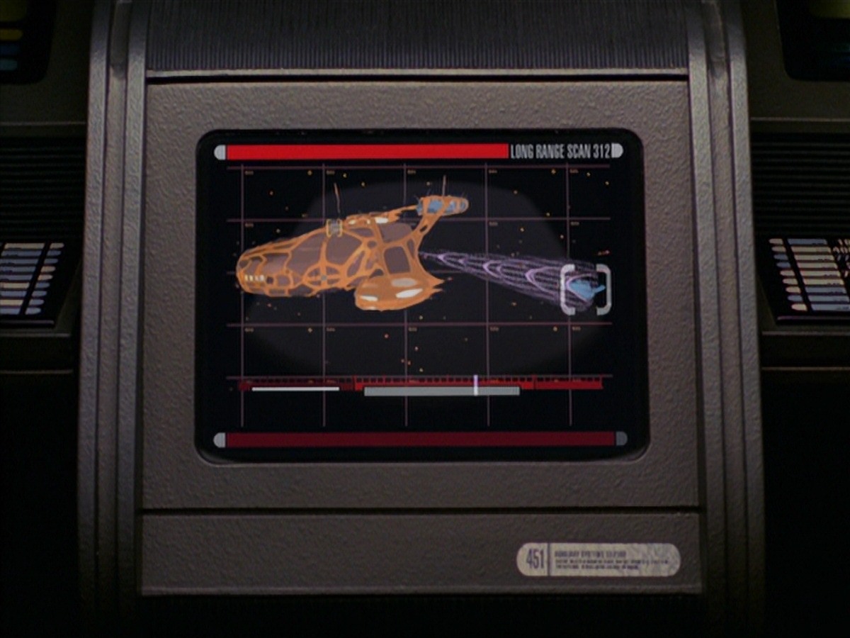 extant_StarTrek_VOY_7x24-RenaissanceMan_3091.jpg