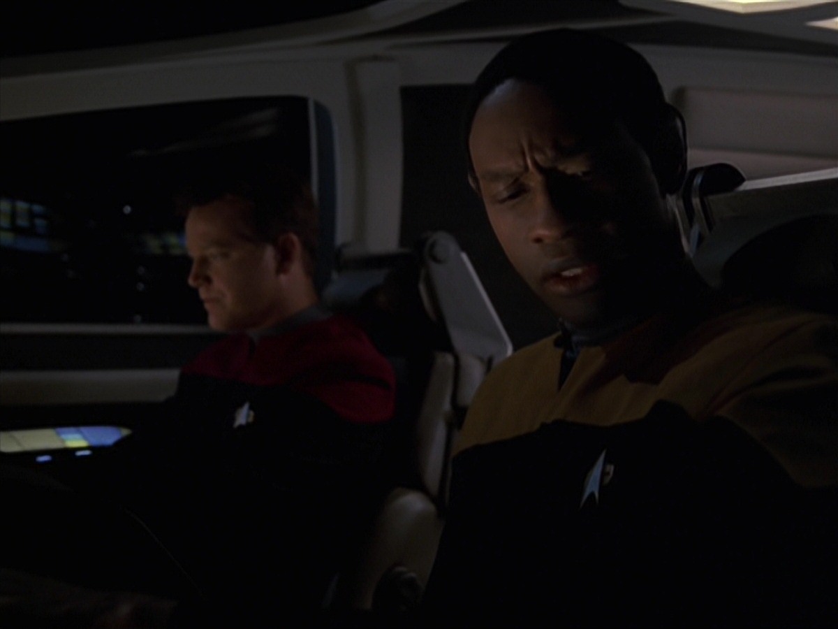 extant_StarTrek_VOY_7x24-RenaissanceMan_3102.jpg