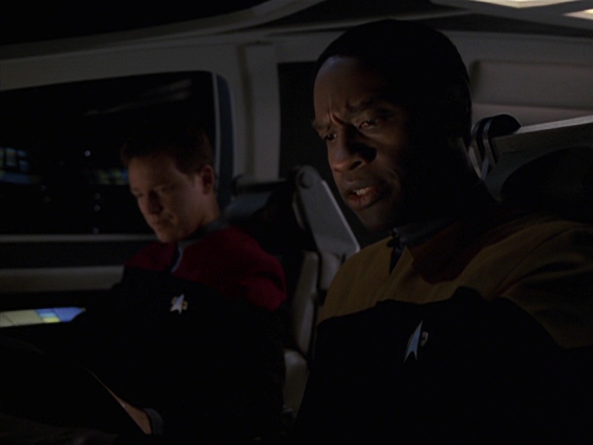 extant_StarTrek_VOY_7x24-RenaissanceMan_3104.jpg