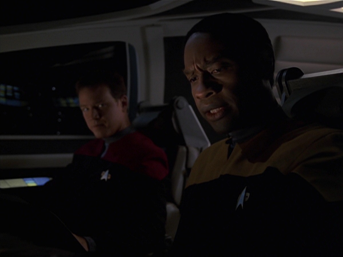extant_StarTrek_VOY_7x24-RenaissanceMan_3105.jpg