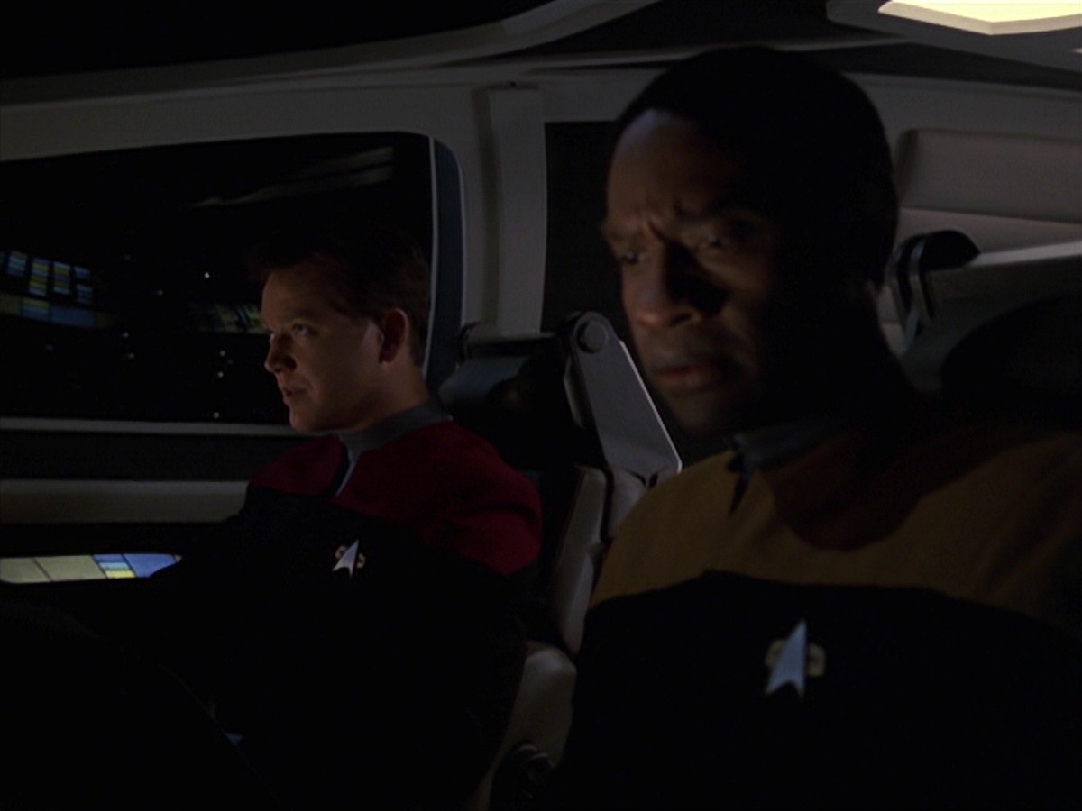extant_StarTrek_VOY_7x24-RenaissanceMan_3108.jpg