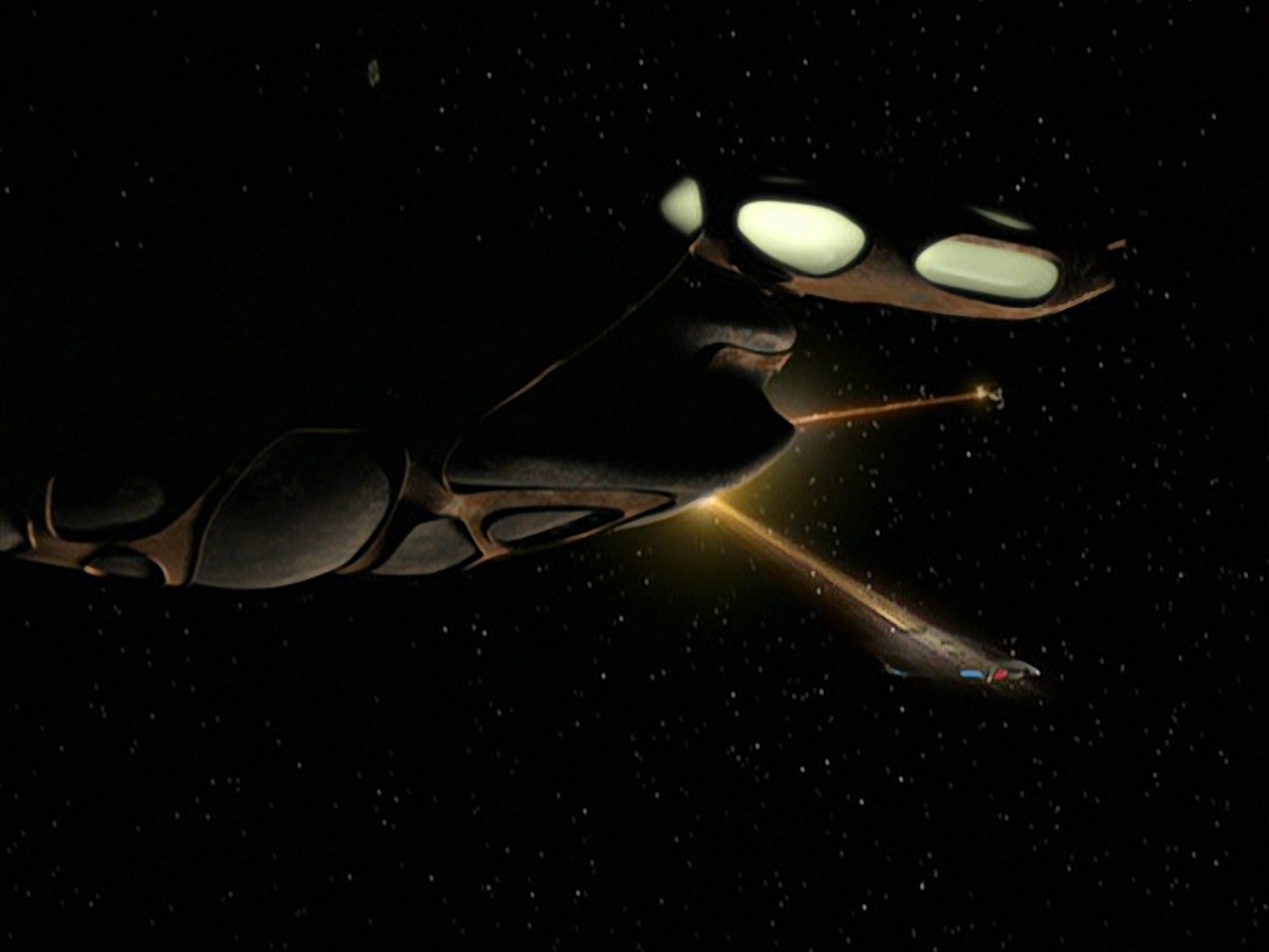 extant_StarTrek_VOY_7x24-RenaissanceMan_3127.jpg