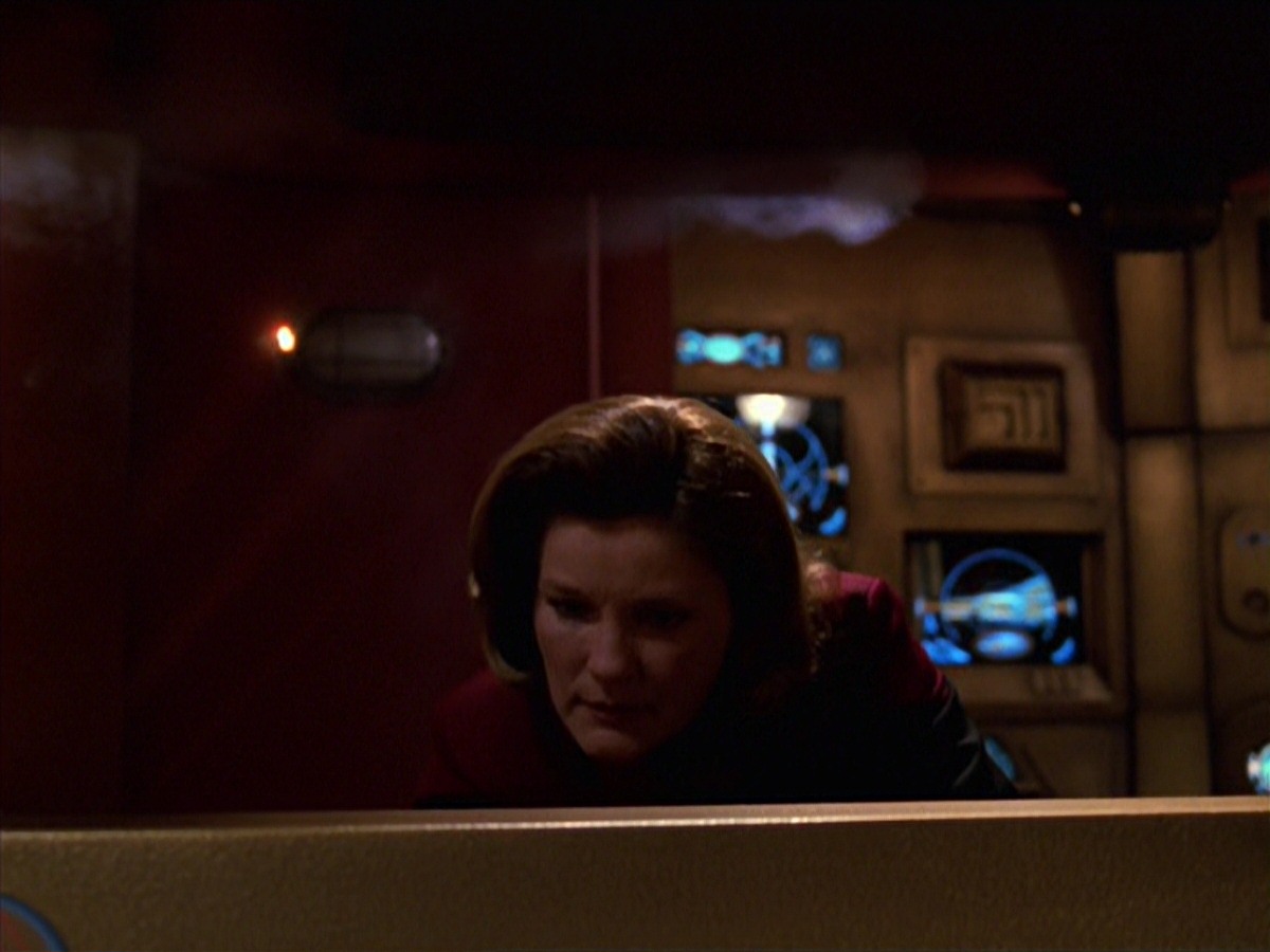 extant_StarTrek_VOY_7x24-RenaissanceMan_3214.jpg