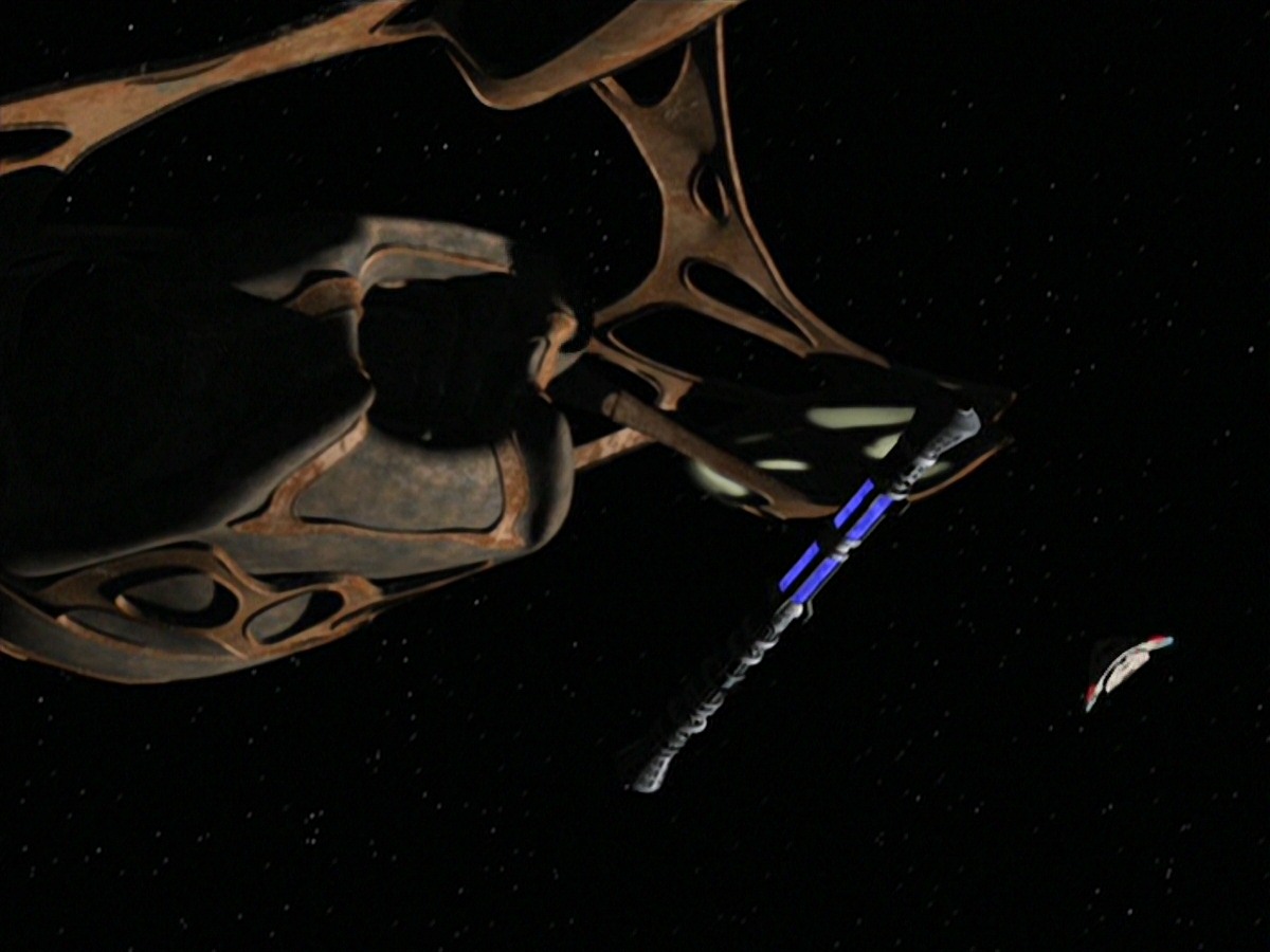 extant_StarTrek_VOY_7x24-RenaissanceMan_3219.jpg