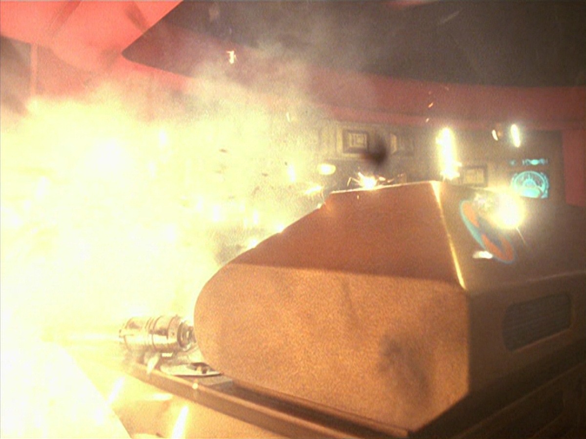 extant_StarTrek_VOY_7x24-RenaissanceMan_3230.jpg