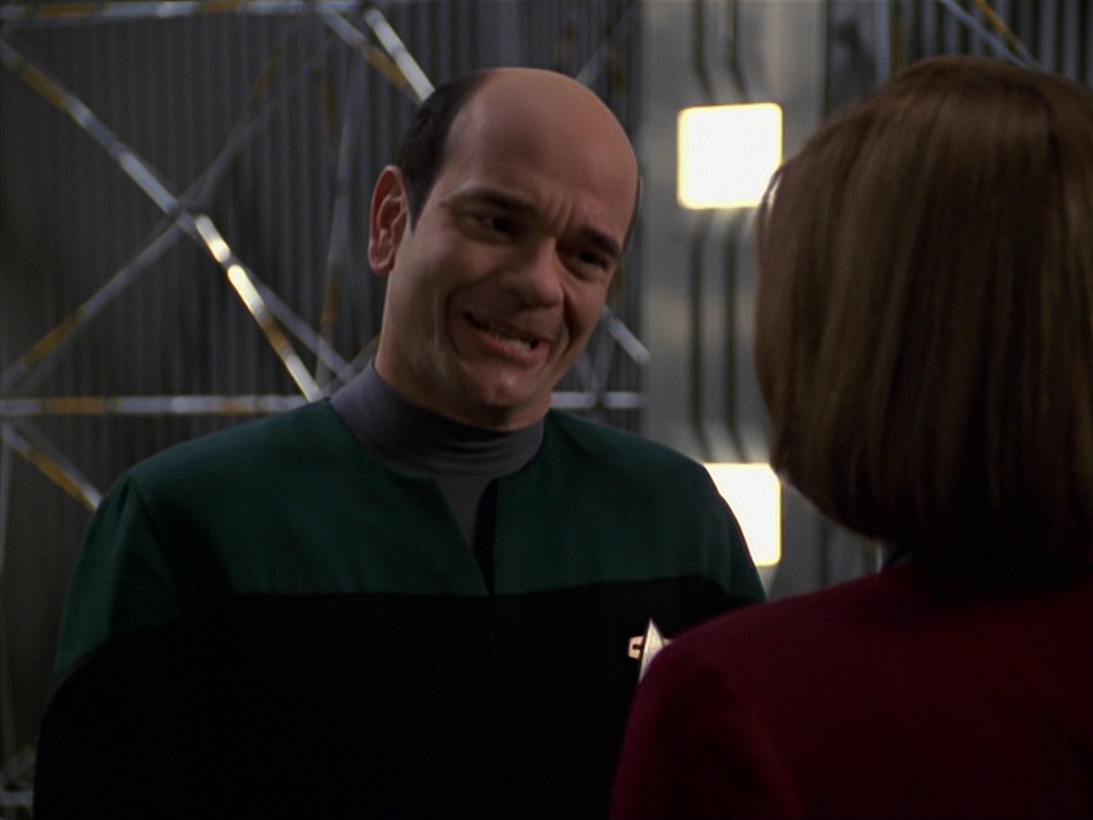 extant_StarTrek_VOY_7x24-RenaissanceMan_3342.jpg