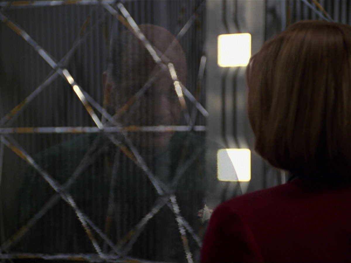 extant_StarTrek_VOY_7x24-RenaissanceMan_3344.jpg