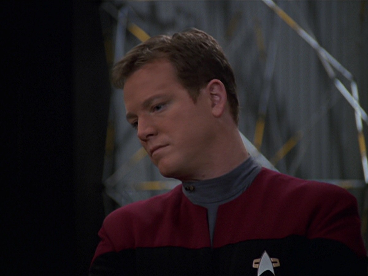 extant_StarTrek_VOY_7x24-RenaissanceMan_3384.jpg