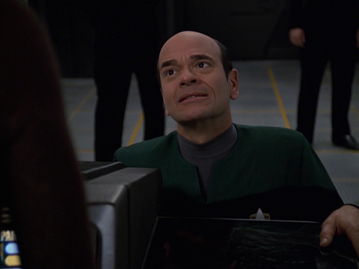 extant_StarTrek_VOY_7x24-RenaissanceMan_3433.jpg