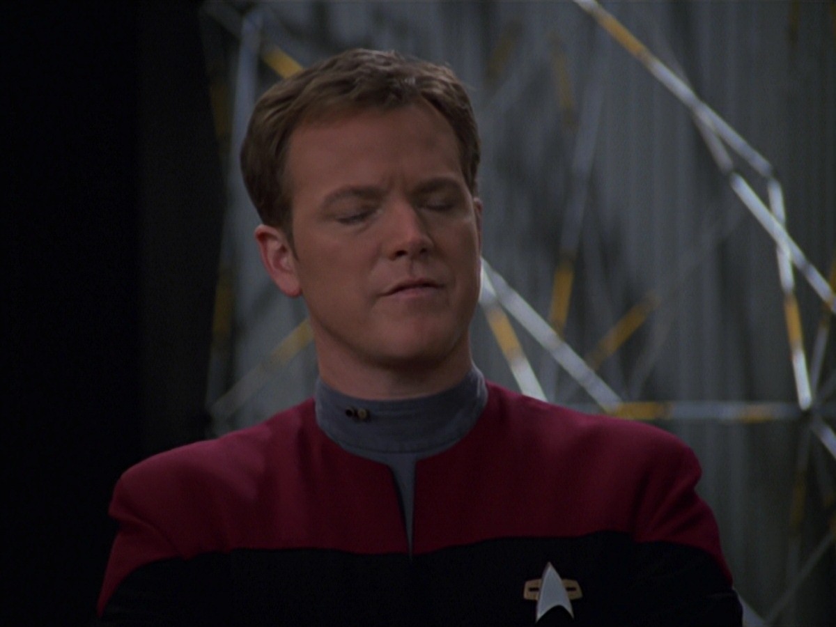 extant_StarTrek_VOY_7x24-RenaissanceMan_3489.jpg
