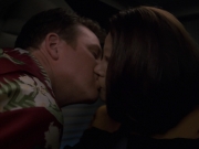 Filename=extant_StarTrek_VOY_7x24-RenaissanceMan_0406.jpg
Filesize=104KiB
Dimensions=1200x900
Date added=Jan 16, 2020 extant_StarTrek_VOY_7x24-RenaissanceMan_0406.jpg