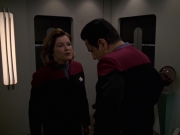 Filename=extant_StarTrek_VOY_7x24-RenaissanceMan_0521.jpg
Filesize=105KiB
Dimensions=1200x900
Date added=Jan 16, 2020 extant_StarTrek_VOY_7x24-RenaissanceMan_0521.jpg