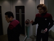 Filename=extant_StarTrek_VOY_7x24-RenaissanceMan_0530.jpg
Filesize=111KiB
Dimensions=1200x900
Date added=Jan 16, 2020 extant_StarTrek_VOY_7x24-RenaissanceMan_0530.jpg