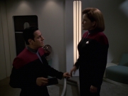 Filename=extant_StarTrek_VOY_7x24-RenaissanceMan_0549.jpg
Filesize=120KiB
Dimensions=1200x900
Date added=Jan 16, 2020 extant_StarTrek_VOY_7x24-RenaissanceMan_0549.jpg