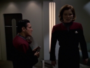 Filename=extant_StarTrek_VOY_7x24-RenaissanceMan_0599.jpg
Filesize=113KiB
Dimensions=1200x900
Date added=Jan 16, 2020 extant_StarTrek_VOY_7x24-RenaissanceMan_0599.jpg