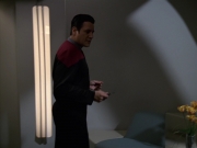 Filename=extant_StarTrek_VOY_7x24-RenaissanceMan_0605.jpg
Filesize=110KiB
Dimensions=1200x900
Date added=Jan 16, 2020 extant_StarTrek_VOY_7x24-RenaissanceMan_0605.jpg