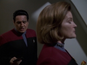 Filename=extant_StarTrek_VOY_7x24-RenaissanceMan_0610.jpg
Filesize=113KiB
Dimensions=1200x900
Date added=Jan 16, 2020 extant_StarTrek_VOY_7x24-RenaissanceMan_0610.jpg