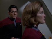 Filename=extant_StarTrek_VOY_7x24-RenaissanceMan_0611.jpg
Filesize=116KiB
Dimensions=1200x900
Date added=Jan 16, 2020 extant_StarTrek_VOY_7x24-RenaissanceMan_0611.jpg