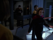 Filename=extant_StarTrek_VOY_7x24-RenaissanceMan_0670.jpg
Filesize=123KiB
Dimensions=1200x900
Date added=Jan 16, 2020 extant_StarTrek_VOY_7x24-RenaissanceMan_0670.jpg