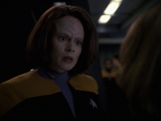 extant_StarTrek_VOY_7x24-RenaissanceMan_0713.jpg