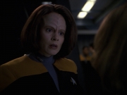 extant_StarTrek_VOY_7x24-RenaissanceMan_0714.jpg