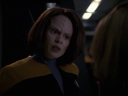 extant_StarTrek_VOY_7x24-RenaissanceMan_0727.jpg