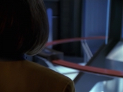 extant_StarTrek_VOY_7x24-RenaissanceMan_0733.jpg