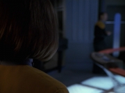 extant_StarTrek_VOY_7x24-RenaissanceMan_0735.jpg