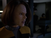 extant_StarTrek_VOY_7x24-RenaissanceMan_0739.jpg