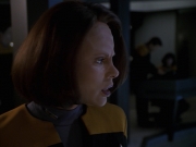 extant_StarTrek_VOY_7x24-RenaissanceMan_0740.jpg