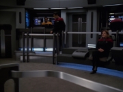 extant_StarTrek_VOY_7x24-RenaissanceMan_0758.jpg