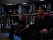 extant_StarTrek_VOY_7x24-RenaissanceMan_0770.jpg