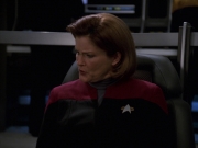extant_StarTrek_VOY_7x24-RenaissanceMan_0793.jpg