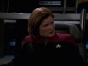 extant_StarTrek_VOY_7x24-RenaissanceMan_0805.jpg