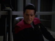 extant_StarTrek_VOY_7x24-RenaissanceMan_0807.jpg