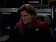 extant_StarTrek_VOY_7x24-RenaissanceMan_0810.jpg