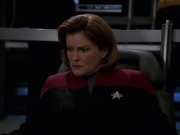 extant_StarTrek_VOY_7x24-RenaissanceMan_0814.jpg