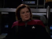 extant_StarTrek_VOY_7x24-RenaissanceMan_0819.jpg