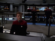 extant_StarTrek_VOY_7x24-RenaissanceMan_0825.jpg