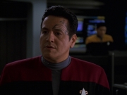 extant_StarTrek_VOY_7x24-RenaissanceMan_0831.jpg