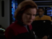 extant_StarTrek_VOY_7x24-RenaissanceMan_0835.jpg