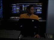 extant_StarTrek_VOY_7x24-RenaissanceMan_0837.jpg