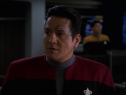 extant_StarTrek_VOY_7x24-RenaissanceMan_0843.jpg