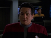 extant_StarTrek_VOY_7x24-RenaissanceMan_0844.jpg