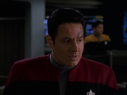 extant_StarTrek_VOY_7x24-RenaissanceMan_0845.jpg