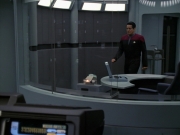 extant_StarTrek_VOY_7x24-RenaissanceMan_0851.jpg